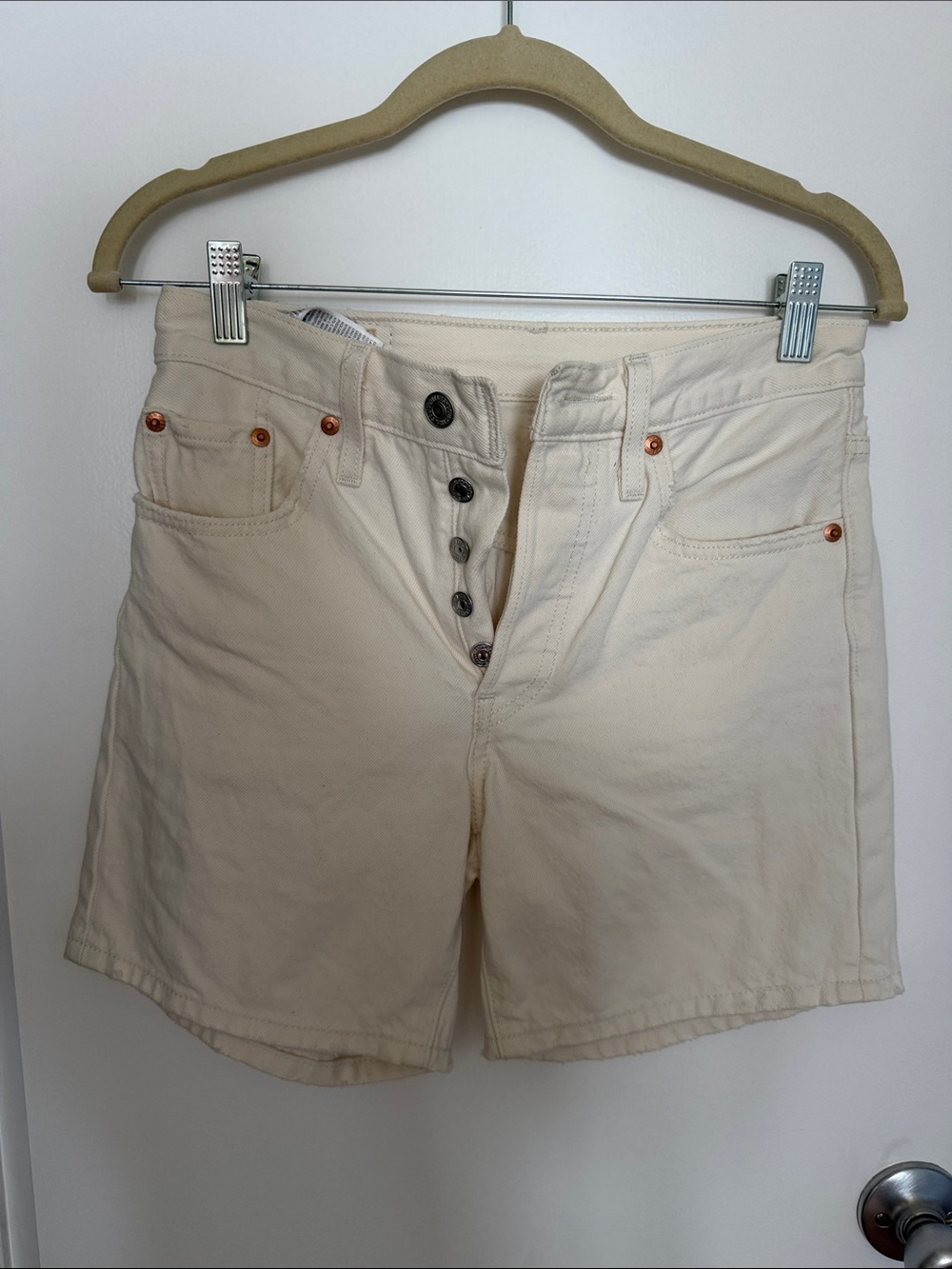 Levi's 501 Mid Thigh Jean Shorts in Ecru